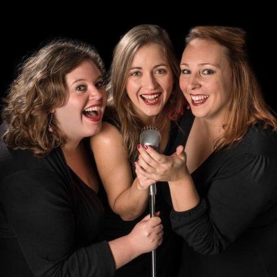 vignette THE CHICKIES    trio jazz vocal